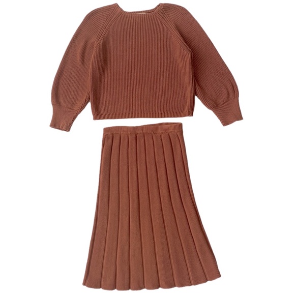 Lilou Sweaters - Lilou Knit Sweater and Skirt Set Brown size S